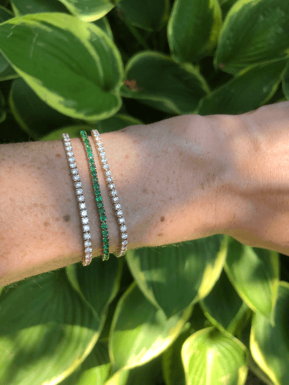 Natural emerald tennis bracelet deals